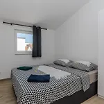 With Parking Space - 21782 דירה ויר