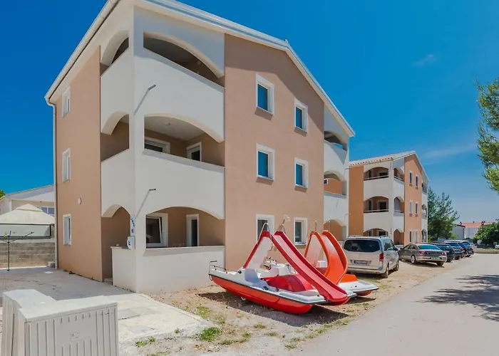 With Parking Space - 21782 Appartement *